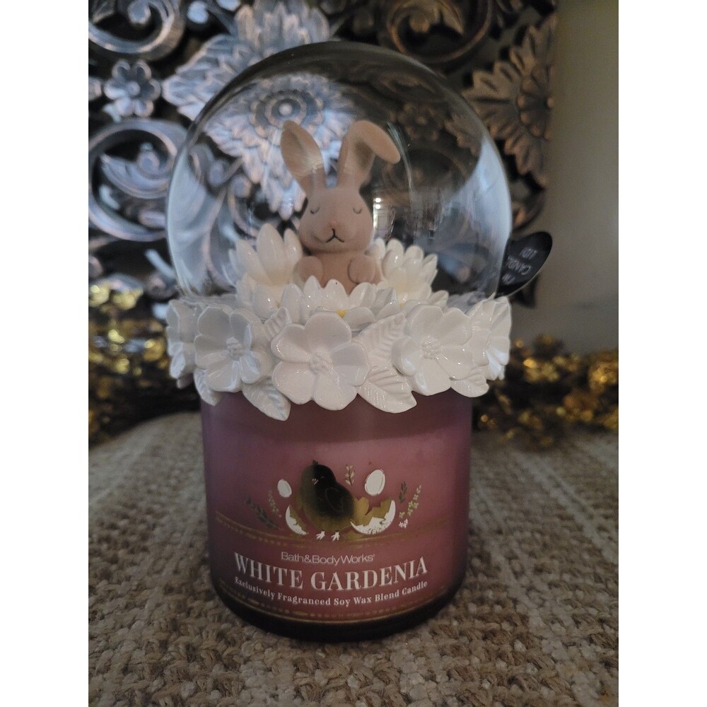 Bath & Body Works White Gardenia 3-wick Candle with Bunny Globe Lid